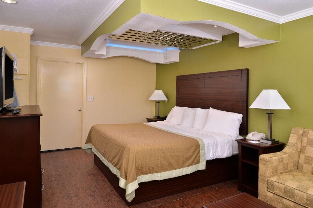 Americas Best Value Inn Winona Image 21