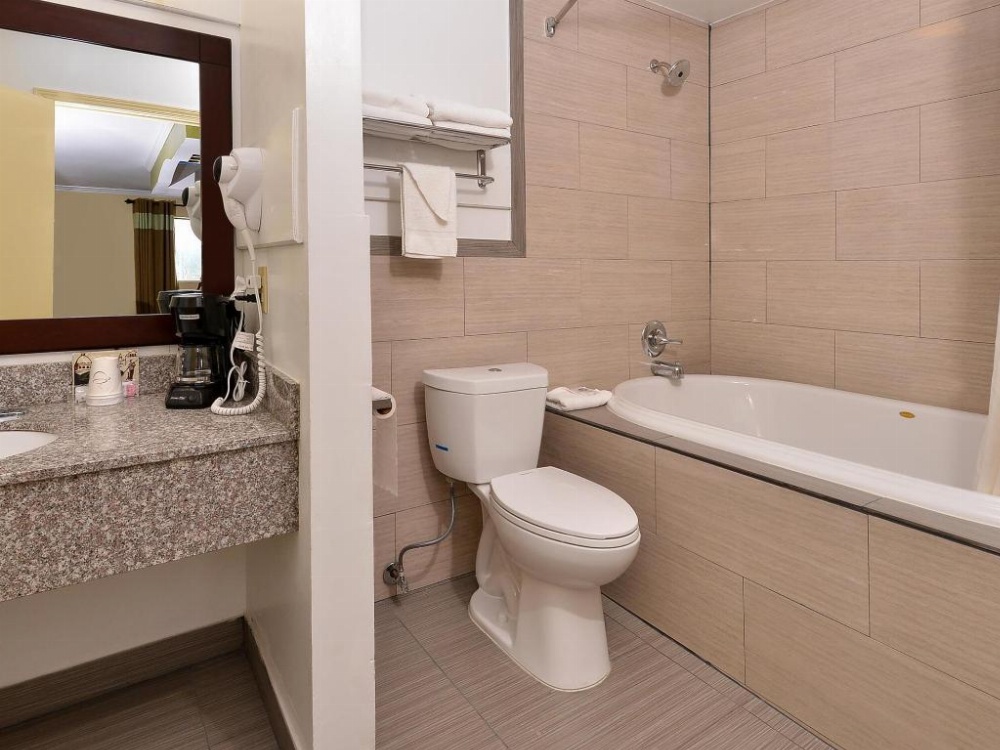 Americas Best Value Inn Winona Image 27