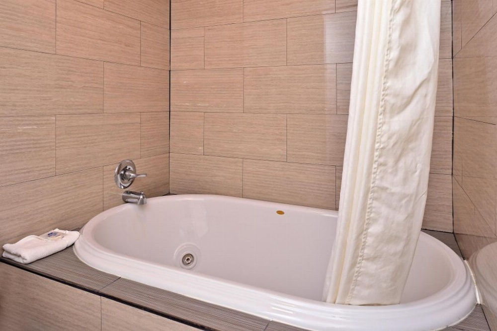 Americas Best Value Inn Winona Image 37