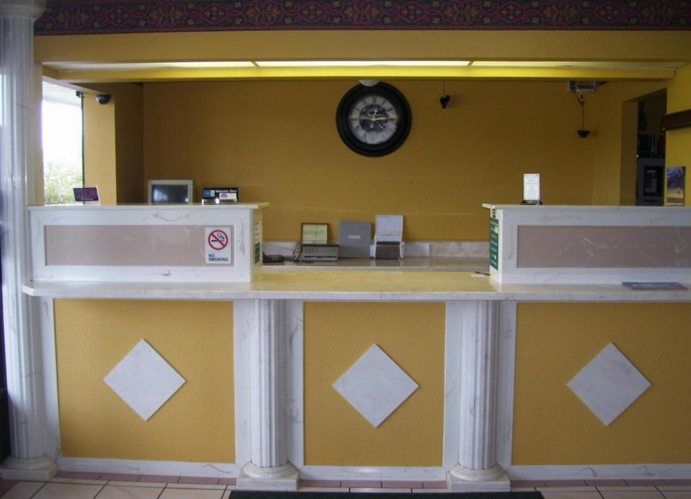 Americas Best Value Inn Winona Image 38