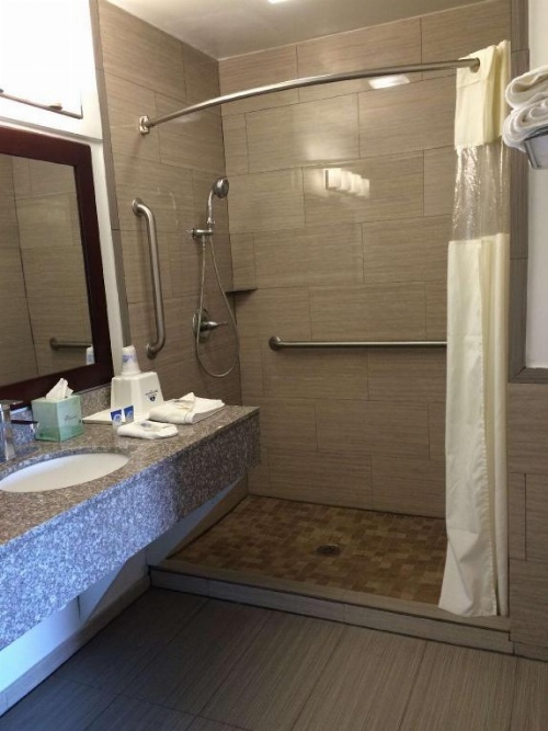 Americas Best Value Inn Winona image 45